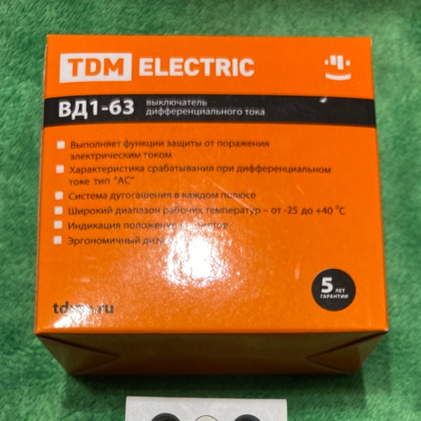 Однофазный выключатель дифференциального тока ВД1-63 ТДМ, номинальный ток 16 ампер, 10 мА класс AC