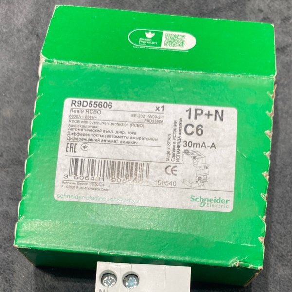 Автоматический выключатель дифференциального тока Шнайдер Электрик 30мА типа A, 6А уставка С
