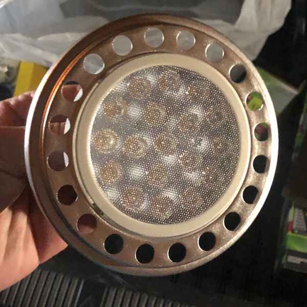 Светодиодная LED лампа Фотон для точечного светильника SPOT 111, мощностью 18 Ватт, с цоколем GU10 на 220 Вольт нейтрального белого света.