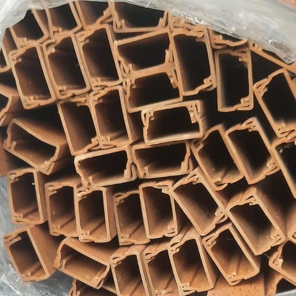 Декоративный под дерево бук короб кабельный 15*10 из ПВХ пластика для монтажа электропроводки на стене