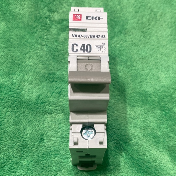 Однополюсный электрический автомат ЕКФ на дин рейку 40 Ампер с характеристикой С