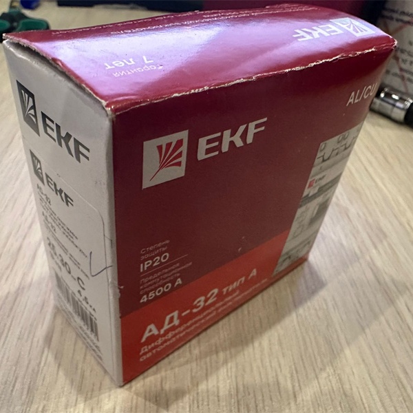 Двухполюсный дифференциальный автоматический выключатель АД-32 ЭКФ PROxima, номинальный ток 25 Ампер, ток утечки 30 мА, с характеристикой C, тип A