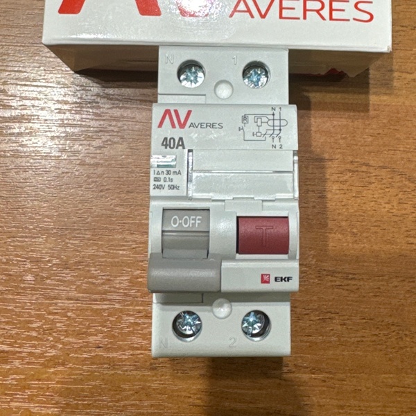 Однофазное устройство защитного отключения, номинальный ток 40 Ампер, дифференциальный ток 30мА тип А