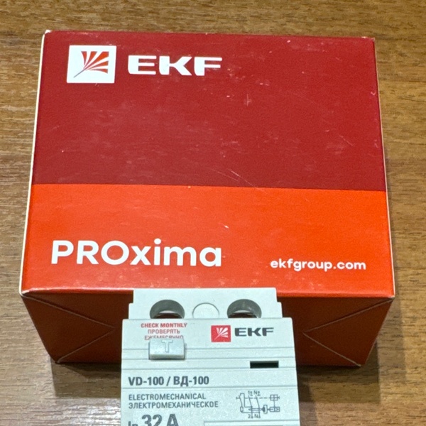 Двухполюсный дифференциальный выключатель ВД-100 ЭКФ PROxima, номинальный ток 32 Ампера, ток утечки 30 мА, тип AC
