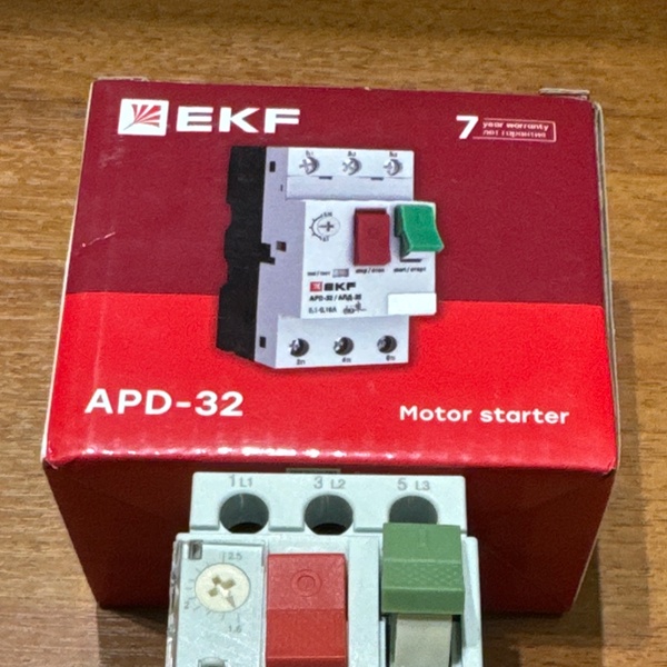 Трехполюсный автоматический выключатель защиты и пуска электродвигателя АПД-32 ЭКФ PROxima, ток уставки 1,6-2,5А