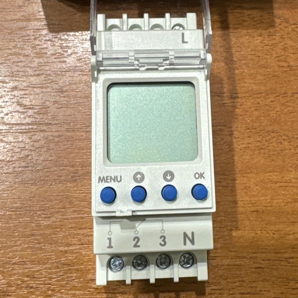 Цифровое реле времени с астрономической программой Новатек-Электро РЭВ-225