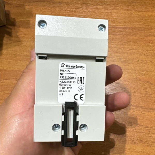 Реле напряжения РН-125Т Volt Control для защиты бытовой техники, максимальный ток 25 Ампер, с защитой от перегрева