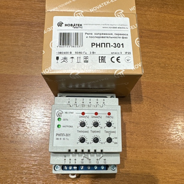 Прибор контроля трехфазного напряжения Новатек.