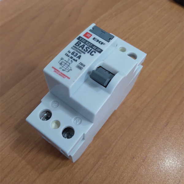 Двухполюсный дифференциальный выключатель ЭКФ 30мА Тип АC (УЗО), номинальный ток 63 Ампера