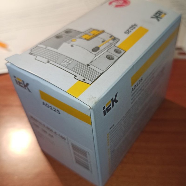 Двухполюсный дифференциальный автоматический выключатель 100мА тип АС IEK АД12S со встроенной защитой 50А уставка С