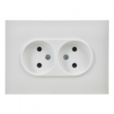 Розетка 2-я без заземления в сборе ИЭК SKANDY SK-R09W 10А шторки арктический белый