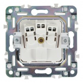 Розетка с заземлением ИЭК SKANDY SK-R04Bl 16А шторки черный