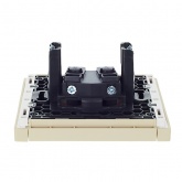 Розетка без заземления ИЭК FORTE&PIANO FP417 10А шторки ваниль