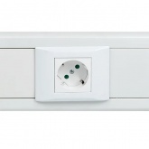 Розетка EKF C-Line 2P+E 45 градусов шторки винтовой зажим белая