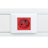 Розетка EKF C-Line 2P+E 45 градусов шторки винтовой зажим красная