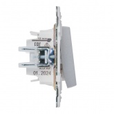 Переключатель перекрестный одноклавишный ИЭК SKANDY SK-V03S 10А серебряный