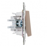 Переключатель перекрестный одноклавишный ИЭК SKANDY SK-V03Sa 10А песочный