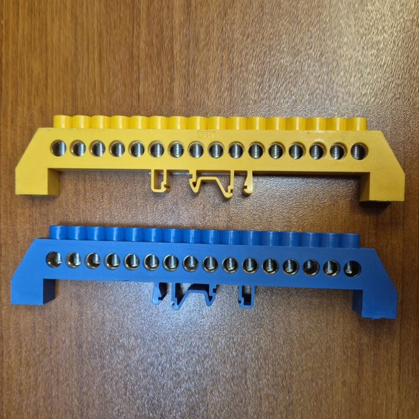 Шина земля в комбинированном DIN-изоляторе типа Стойка ШНИ-8х12-16-КС-Ж ИЭК