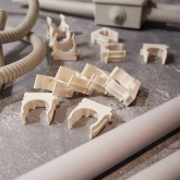 Крепеж-клипса Rexant для труб под монтажный пистолет в п/э d25 [упак.50шт] белая