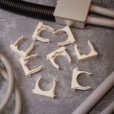 Крепеж-клипса Rexant для труб под монтажный пистолет в п/э d40 [упак.25шт] белая