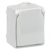 Розетка одноместная 2П+3 для открытой установки ИЭК ФОРС РС620-3-ФБ IP54 белый