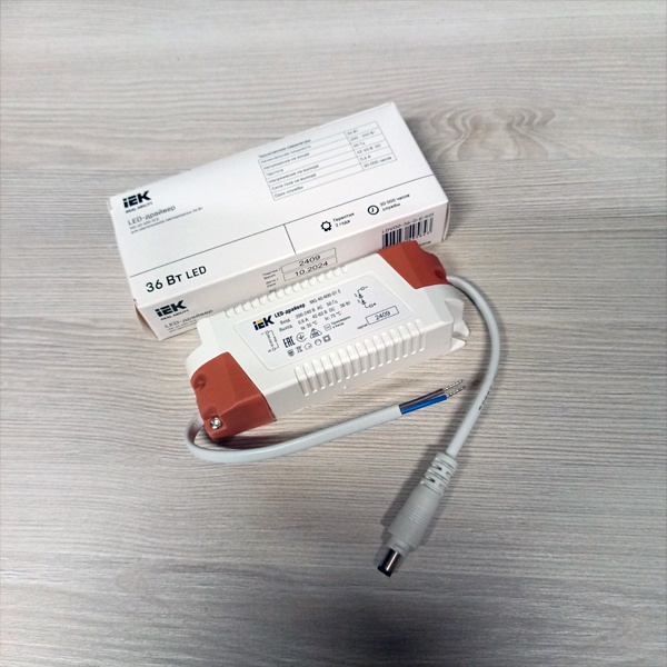 Блок питания для потолочных лед светильников и панелей