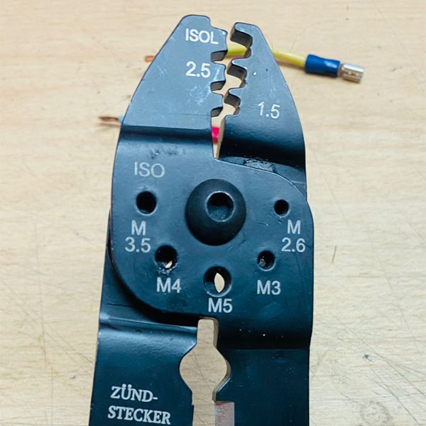 Механический инструмент для опрессовки втулочных наконечников 0,5-2,5 мм2,
