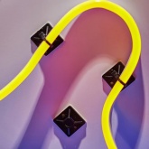 Площадка Rexant самоклеящаяся 20 х 20 мм, черная под хомуты [упаковка 100 шт]