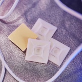 Площадка Rexant под винт самоклеящаяся 28 х 28 мм, белая [упаковка 100 шт]