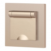 Розетка Intro Accent 2P+E Schuko с крышкой 16А-250В IP20 шампань 6-203-04