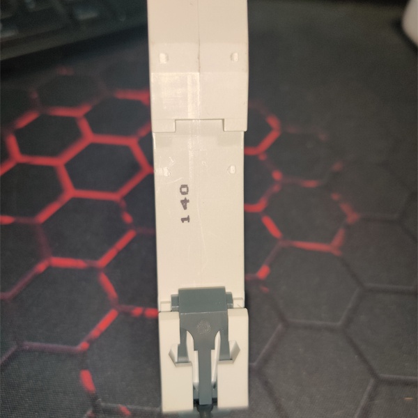 Выключатель-разъединитель однополюсный City9 Set Systeme Electric, с номинальным током 40 Ампер, с красной рукояткой управления