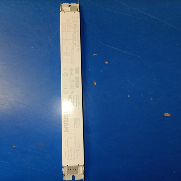 Электронный пускорегулирующий аппарат (ЭПРА) (4008321971234) для люминесцентных ламп T5 с цоколем G5 мощностью 14-35 Ватт.