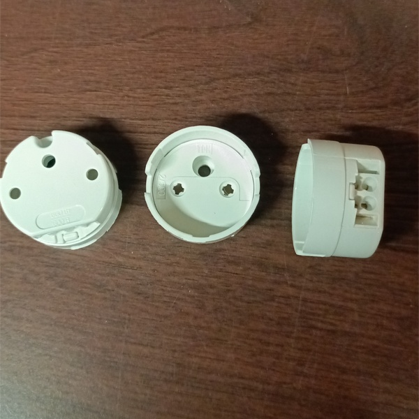 Накидной патрон G13 ТДМ для линейных люминесцентных ламп Т8.