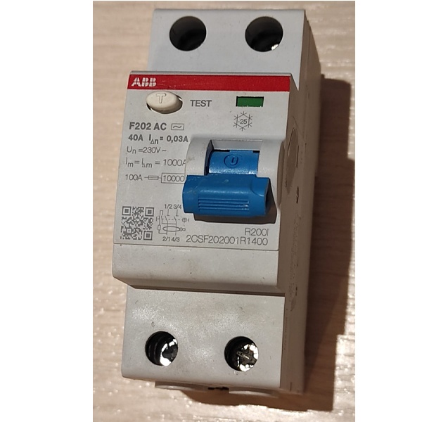 Однофазное устройство защитного отключения ABB F202 номинальный ток 40А, ток утечки 30mA, тип AC, двухмодульное
