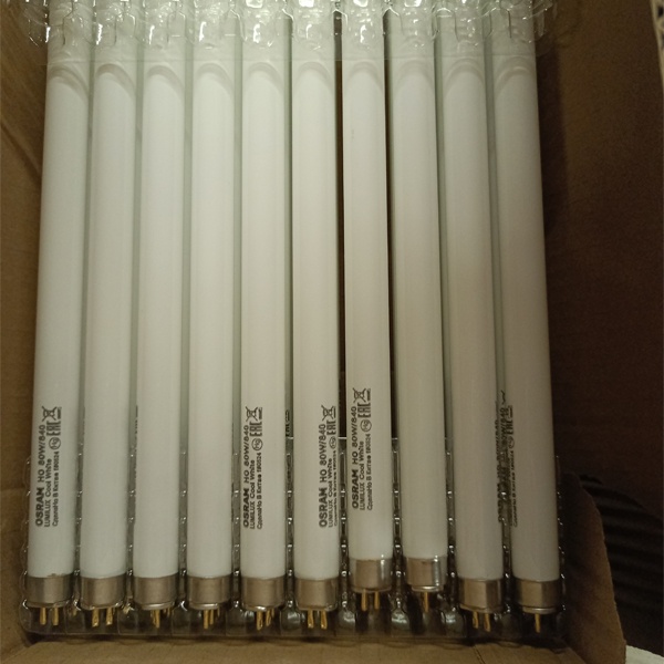 Двухцокольная лампа-трубка люминесцентная ЛЛ Т5 мощностью 80 Вт с цоколем G5 белого (дневного) света для ЭПРА