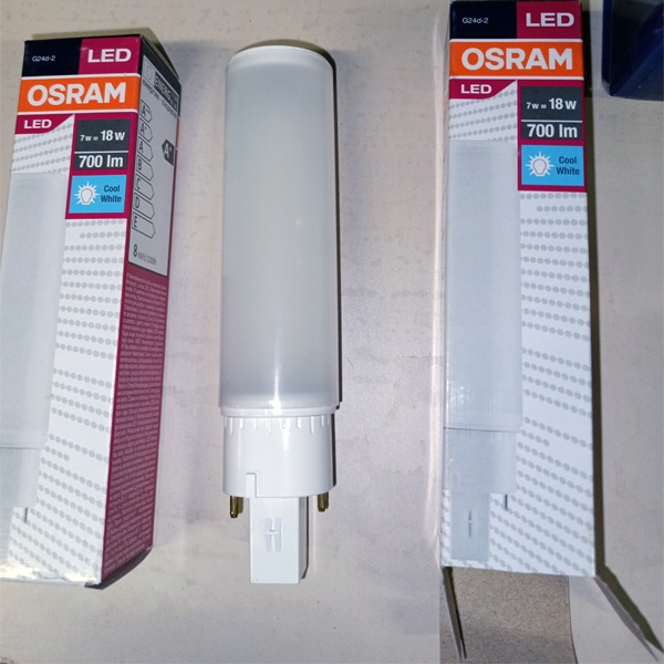 Светодиодная лампочка Осрам мощностью 7 Ватт с цоколем 4P G24d-2, нейтральный белый свет