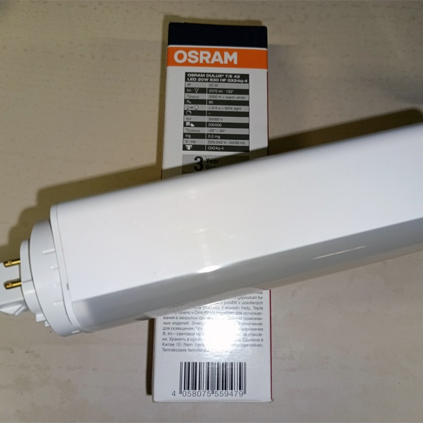 Светодиодная лампочка Осрам Дулюкс T/E, мощностью 20 Ватт, с цоколем GX24q-4, теплый белый свет, для использования в светильниках с ЭПРА или для прямого включения