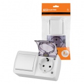 Блок TDM Селигер выключатель 1-клавишный + розетка 2П+З со шторками и прозрачной крышкой IP54 белый