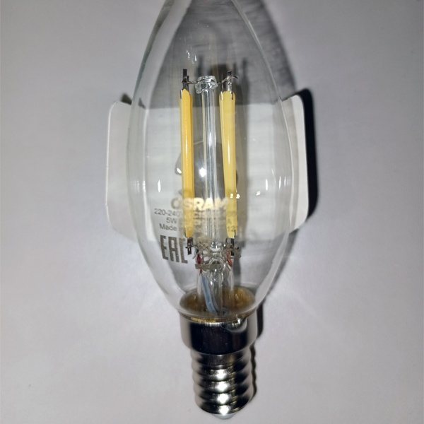 Диммируемая филаментная лампочка свеча Осрам LED SCL B, мощностью 5 Ватт, с цоколем E14, нейтральный белый свет