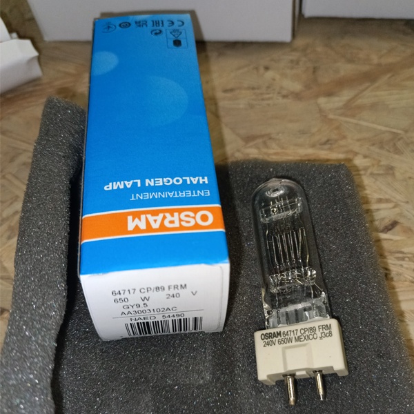 Одноцокольная галогенная студийная лампа Осрам, мощностью 650 Ватт, с цоколем GY9.5