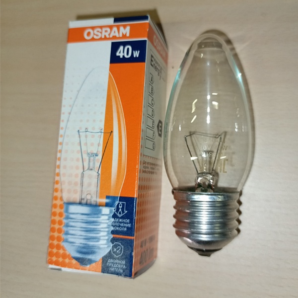 Обычная вольфрамовая лампа формы свеча мощностью 40 Вт на 220 Вольт с цоколем E27 общего назначения
