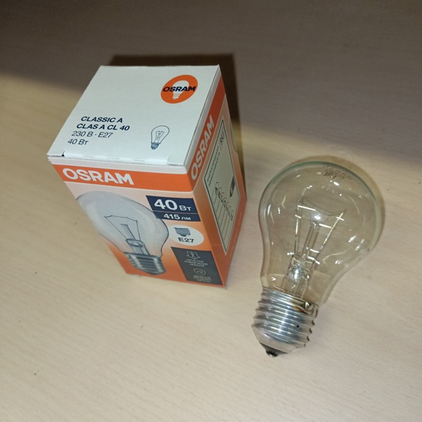 Обычная вольфрамовая лампа формы Груша мощностью 40 Вт на 220 Вольт с цоколем Е27 общего назначения