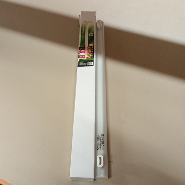 Светодиодная линейная лампочка, мощностью 8 Ватт, с цоколем 2S14s, длиной 500 мм, теплый свет