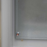 Корпус металлический навесной с монтажной панелью DEKraft ЩРНМ 2.0 400х300х150 IP31 RAL7035