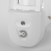 Ночник ЭРА NN-618-LS-W белый с датчиком освещенности (5055945521917)