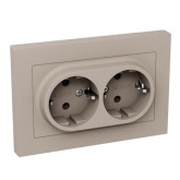 Двойная розетка EKF 2х2P+E 16А с рамкой Эпика кремовый