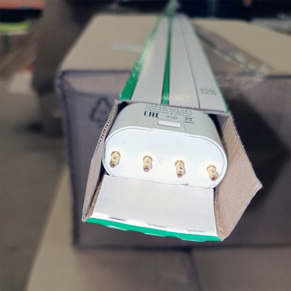 Компактная энергосберегающая лампа КЛЛ мощностью 40 Вт с цоколем 2G11 для ЭПРА или ЭмПРА