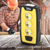 Фонарь ЭРА Рабочий RB-802 серия Практик 6W COB + 1W LED, батареи 3xAAA, защита IP65, крючок, магнит