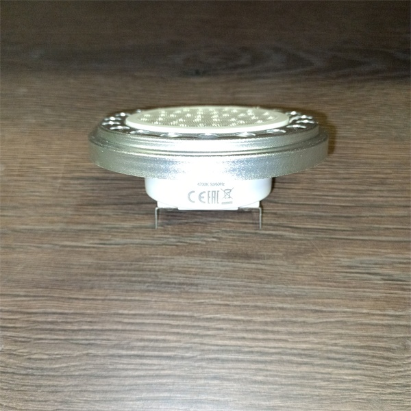 Энергосберегающая LED лампочка, акцентного освещения, мощностью 18 Ватт, с цоколем GU53 на 12 Вольт белого света.