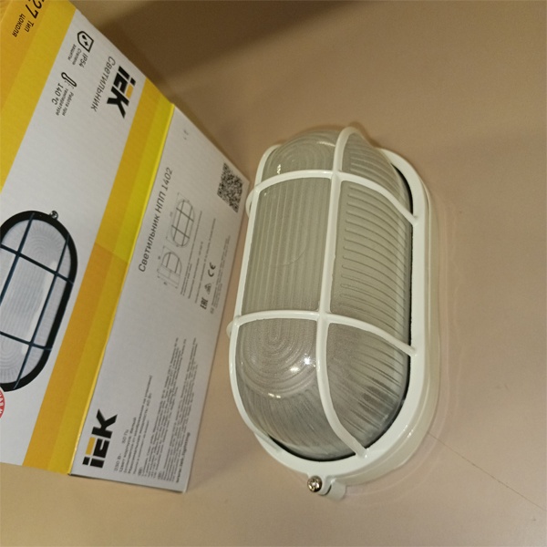 Светильник с корпусом из алюминиевого сплава НПП1402 60Вт, белый IEK